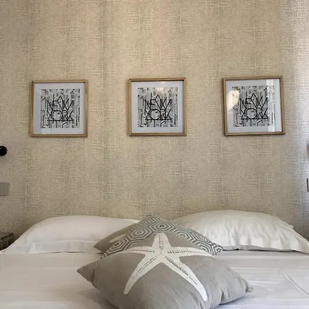 Rex Hotel 3*